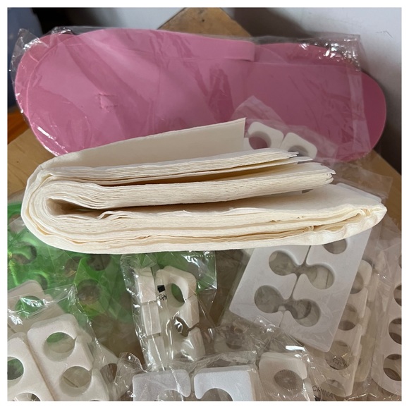 Nail Tech Bundle- numerous toe guards, ribbon, pedicure flips. - Picture 3 of 3